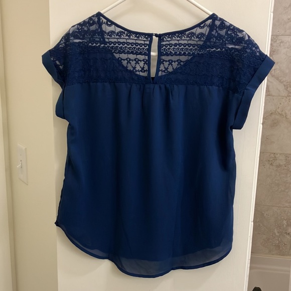 EM Navy Lace Top - Picture 6 of 8